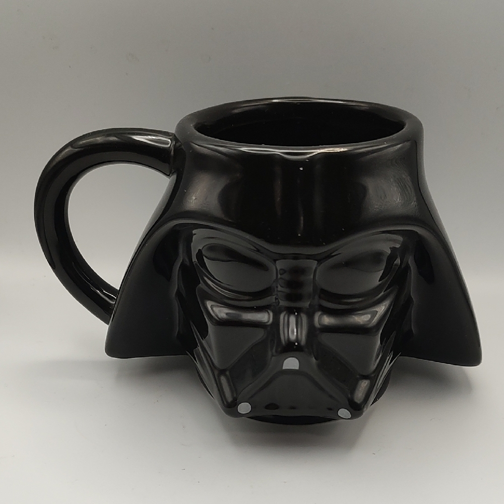 Black Ceramic Darth Vader Star Wars Character Mug